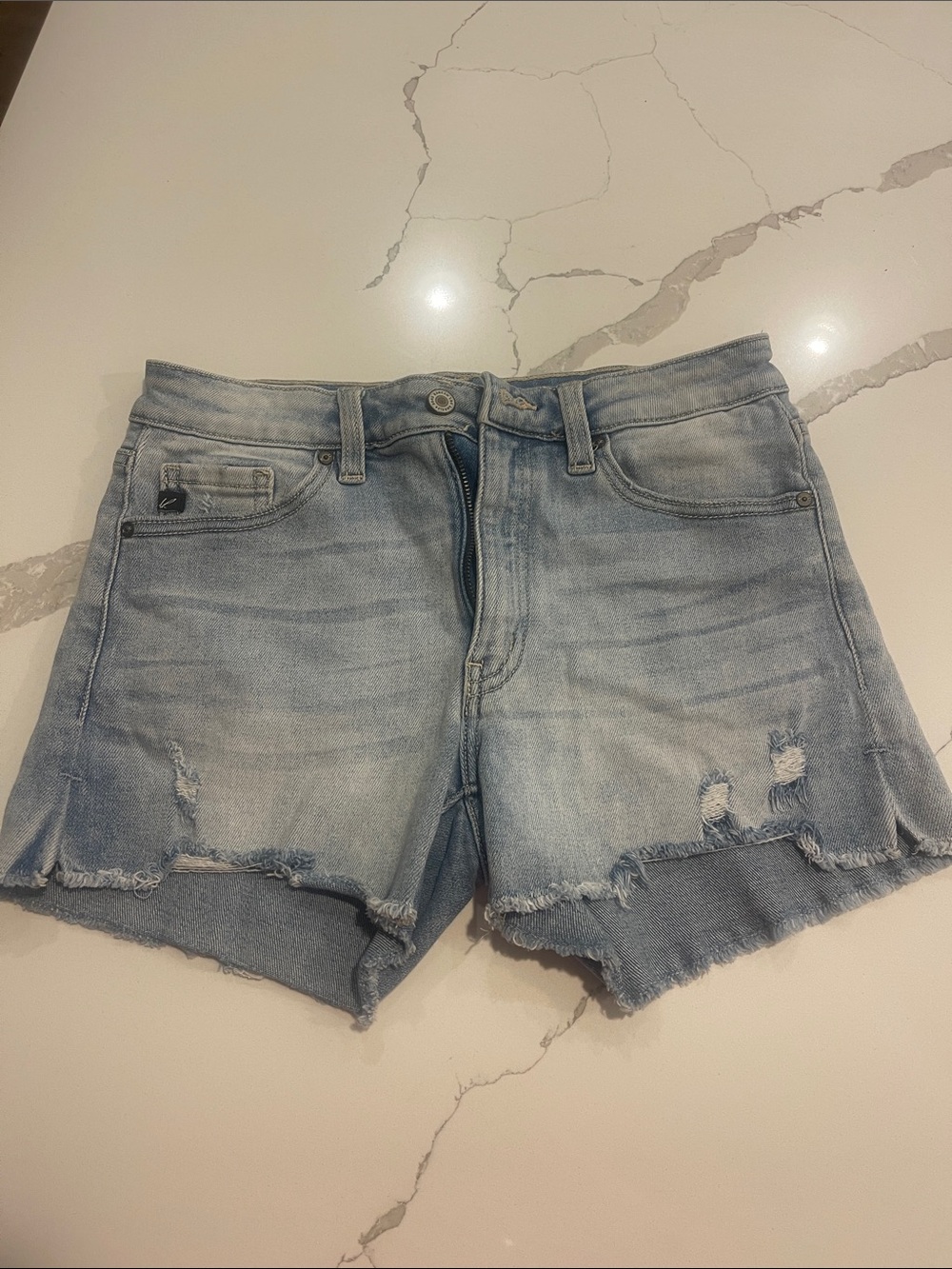 KanCan Light Wash Distressed Denim Shorts Size L